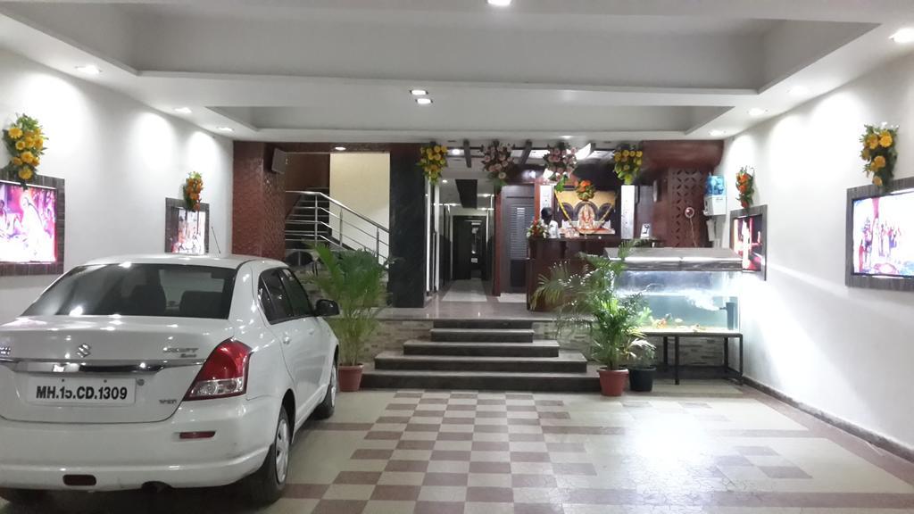 Hotel Sai Galaxy Inn Shirdi Eksteriør bilde
