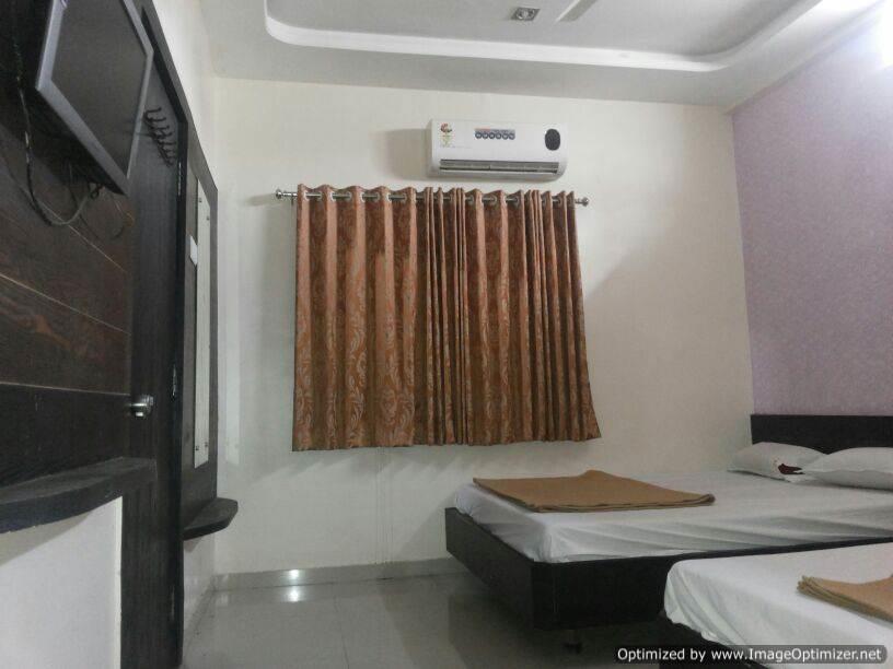 Hotel Sai Galaxy Inn Shirdi Rom bilde